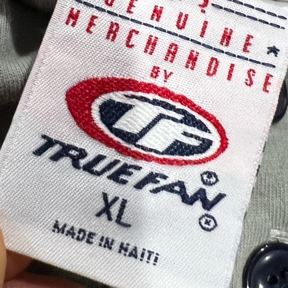 Vintage New York Yankees 2002 Gray MLB Baseball Sports Jersey Shirt - Picture 7 of 7